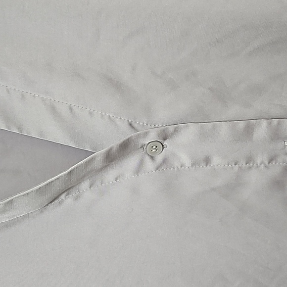 H&M Long Sleeve - Picture 2 of 5